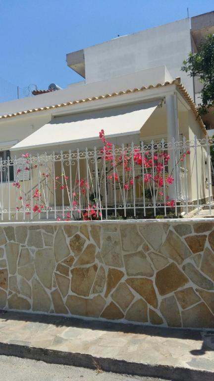 Nn Spata Rooms & Suites Near Athens Airport Buitenkant foto